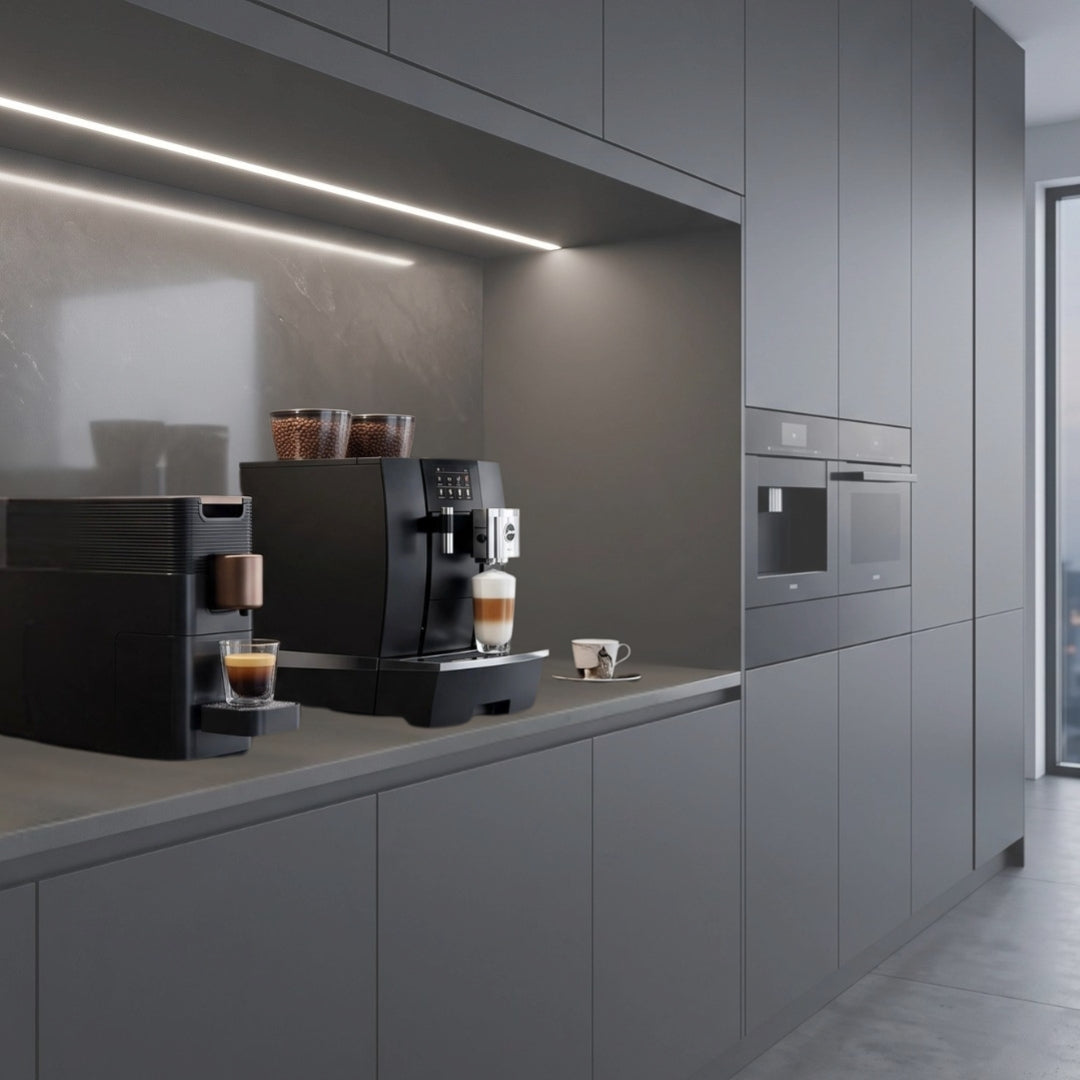 Bean-to-cup and capsule coffee machines for home kitchens and home offices.