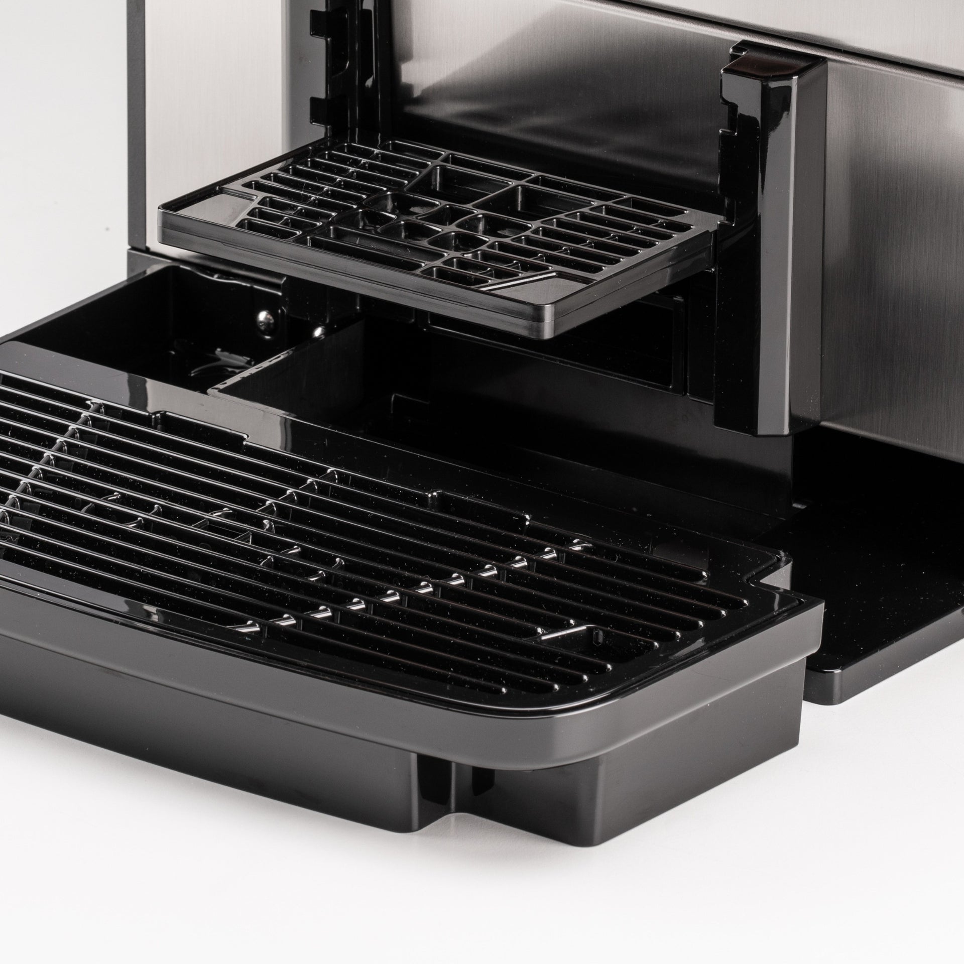 Gaggia G100 bean-to-cup coffee machine for offices and hospitality - easy clean